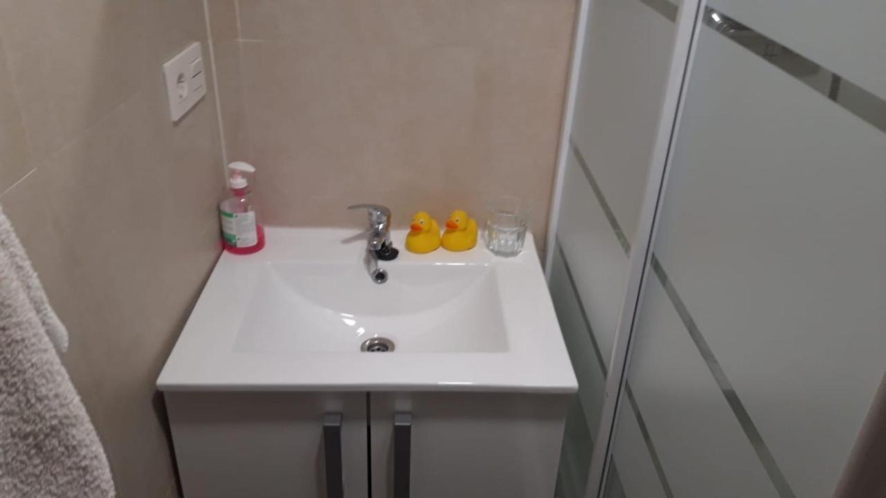 Acogedora Habitacion Centro Бильбао Экстерьер фото